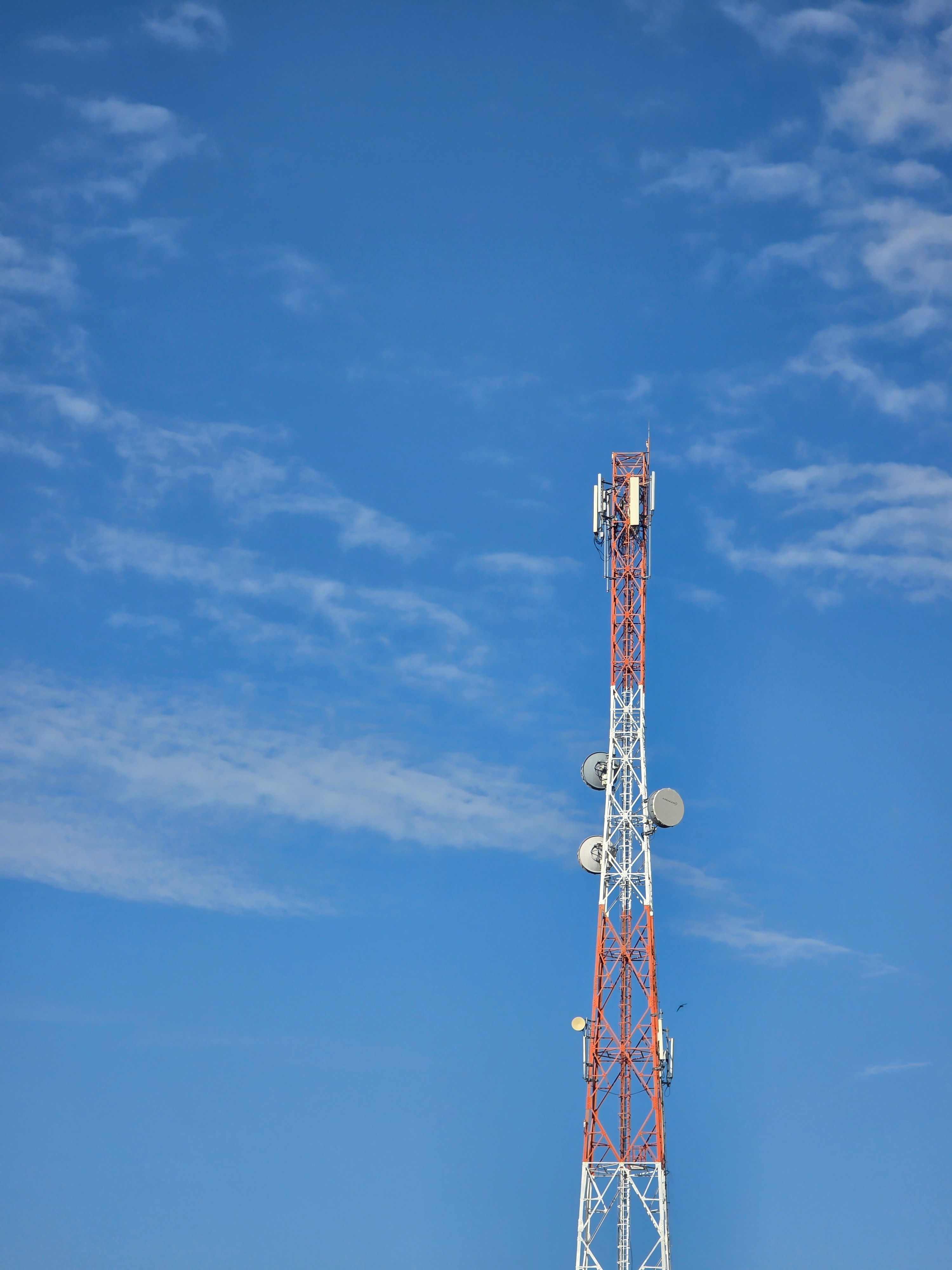 Cell tower